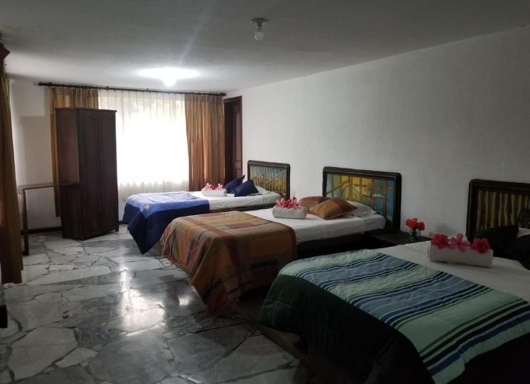 Hosteria La Gaviota Bed & Breakfast Riobamba Exterior photo